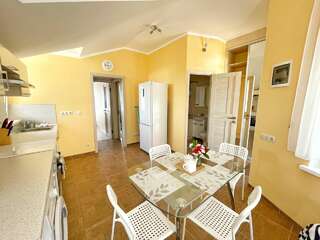 Гостиница Оллета Лазаревское Улучшенный четырехместный номер-6