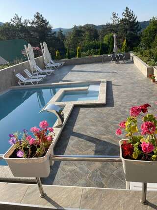 Гостиница Оллета Лазаревское Стандартный четырехместный номер-2