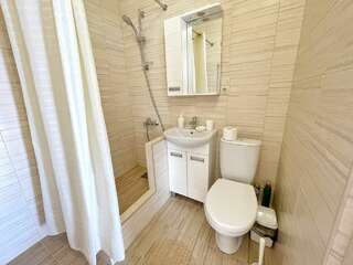 Гостиница Оллета Лазаревское Улучшенный четырехместный номер-5